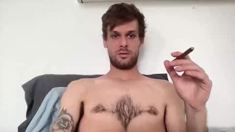 Joeyyy online show from 25, 4, 2026