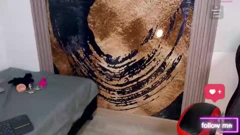 Vella online show from 8, 3, 2025