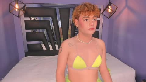 Snapshot of veluniliore chatting on 23, 4, 2026 Veluni online show from 23, 4, 2026