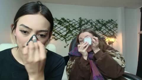 Sophi  online show from 12, 4, 2026