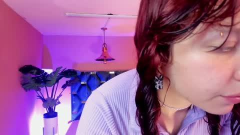 Isabella  online show from 1, 4, 2026