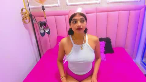 Snapshot of velvet_giirll chatting on 1, 7, 2026 velvet_giirll online show from 1, 7, 2026
