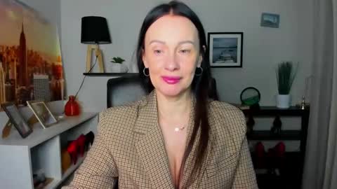 Jasmine online show from 23, 12, 2025