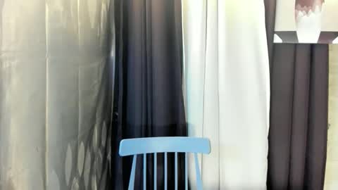 Snapshot of velvet_jess chatting on 20, 4, 2026 call me jessie online show from 20, 4, 2026