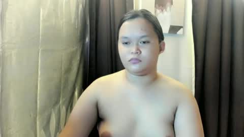 Snapshot of velvet_jess chatting on 18, 5, 2026 call me jessie online show from 18, 5, 2026