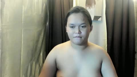 Snapshot of velvet_jess chatting on 29, 5, 2026 call me jessie online show from 29, 5, 2026