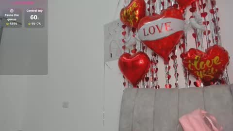Snapshot of velvetluna_ chatting on 19, 2, 2026 Velvetluna online show from 19, 2, 2026