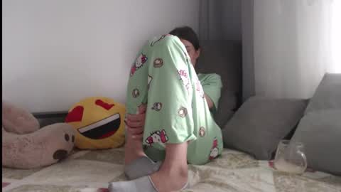 velvetmoon123 online show from 3, 12, 2025