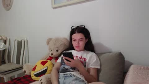 velvetmoon123 online show from 18, 12, 2025