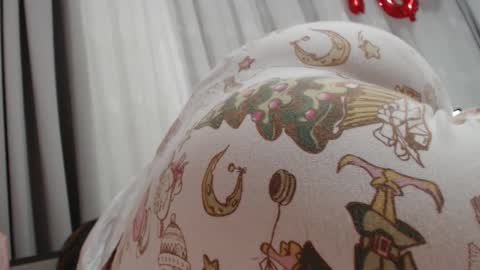 Snapshot of velvetmoon123 chatting on 17, 2, 2026 velvetmoon123 online show from 17, 2, 2026