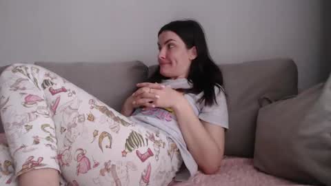 Snapshot of velvetmoon123 chatting on 18, 2, 2026 velvetmoon123 online show from 18, 2, 2026