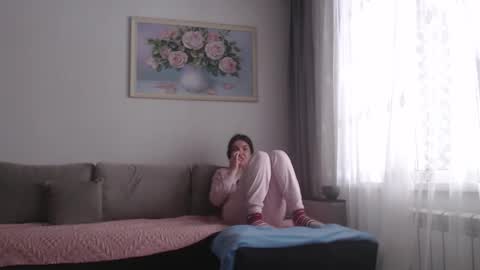 Snapshot of velvetmoon123 chatting on 19, 2, 2026 velvetmoon123 online show from 19, 2, 2026