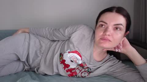 Snapshot of velvetmoon123 chatting on 22, 2, 2026 velvetmoon123 online show from 22, 2, 2026