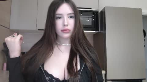 Snapshot of velvetmoore chatting on 24, 6, 2026 Hii Im new here online show from 24, 6, 2026