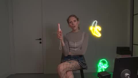 VelvetTGirl online show from 10, 3, 2026