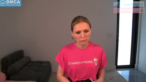 Snapshot of velvettgirl chatting on 9, 5, 2026 VelvetTGirl online show from 9, 5, 2026