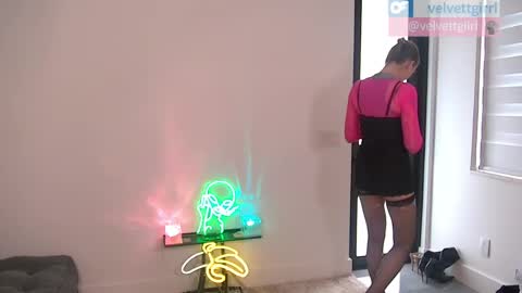 Snapshot of velvettgirl chatting on 28, 5, 2026 VelvetTGirl online show from 28, 5, 2026