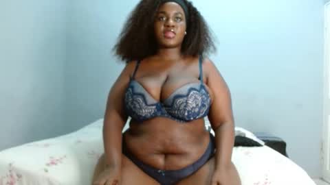 velvetychocolate1 online show from 17, 4, 2026