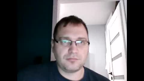Snapshot of vendi1 chatting on 16, 12, 2025 vendi1 online show from 16, 12, 2025