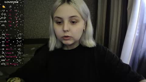 Snapshot of vendymories chatting on 2, 11, 2025 eva 3 online show from 2, 11, 2025