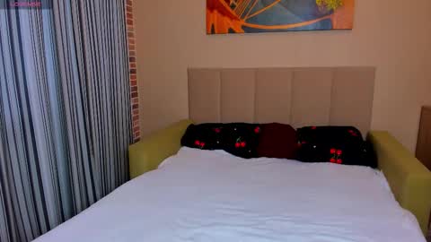 veneradi615 online show from 26, 10, 2025