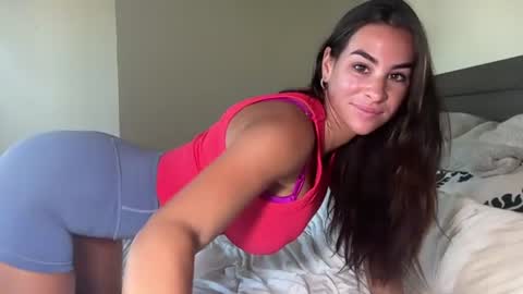 Snapshot of venessaempire chatting on 17, 6, 2026 Venessa online show from 17, 6, 2026