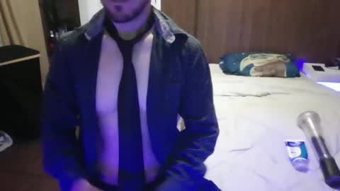 Snapshot of venezuelan420 chatting on 2, 12, 2025 venezuelan420 online show from 2, 12, 2025