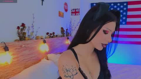 Vivian online show from 30, 5, 2026