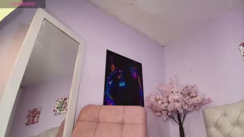Snapshot of venus_26_ chatting on 6, 7, 2026 eva online show from 6, 7, 2026
