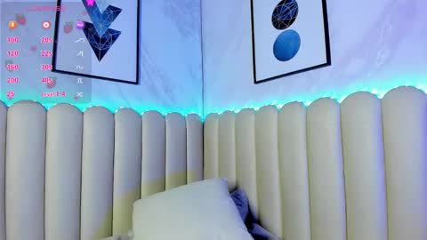 Snapshot of venus__miller chatting on 10, 11, 2025 venus__miller online show from 10, 11, 2025