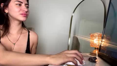 venus_art11 online show from 24, 4, 2026