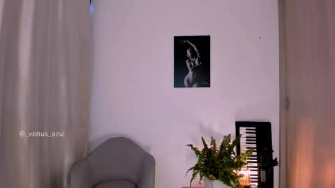 Snapshot of venus_azul chatting on 16, 10, 2025 JulietaIndependent Model venus azul online show from 16, 10, 2025