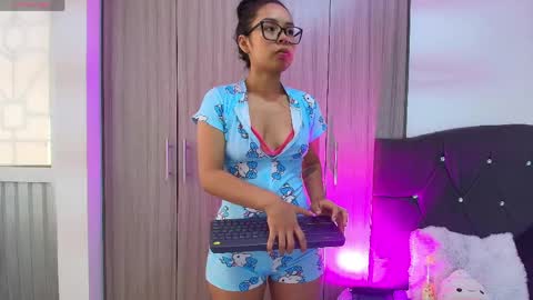 Snapshot of venus_hexxx chatting on 8, 5, 2026 venus_hexxx online show from 8, 5, 2026