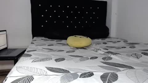 venus_menoza online show from 14, 10, 2025