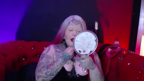 Venus Ink online show from 5, 11, 2025