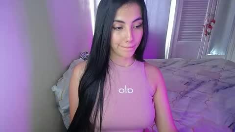 Snapshot of venus_starmodel chatting on 12, 1, 2025 Venus online show from 12, 1, 2025