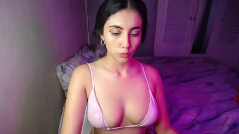 Snapshot of venus_starmodel chatting on 4, 2, 2025 Venus online show from 4, 2, 2025