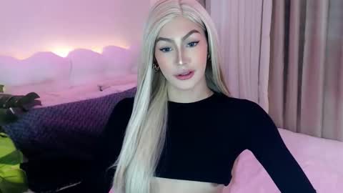 Snapshot of venus_sunrise07xx chatting on 28, 4, 2026 Venus Sunrise Bombshell online show from 28, 4, 2026