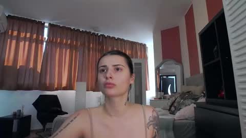 venusinylons online show from 3, 11, 2025