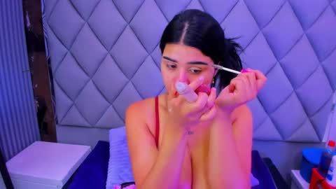 Venusowen  online show from 10, 11, 2025