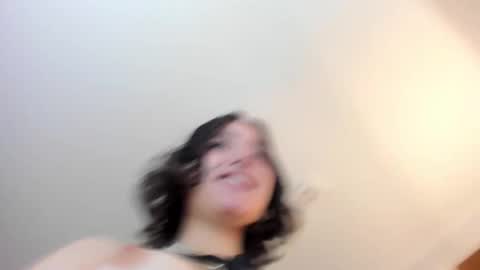 venuss online show from 11, 10, 2025