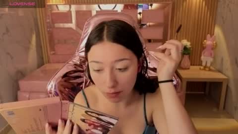 venuss online show from 9, 4, 2026