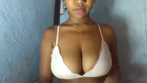 Snapshot of verolla31 chatting on 20, 2, 2025 verolla31 online show from 20, 2, 2025