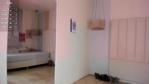 Veronica3  online show from 24, 1, 2025