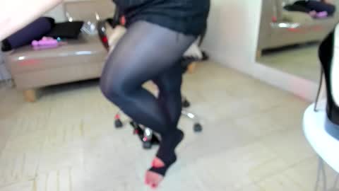 Veronica3  online show from 2, 3, 2026