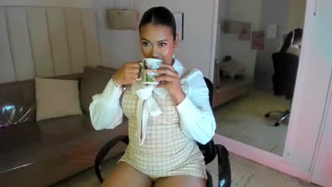Veronica3  online show from 18, 7, 2026