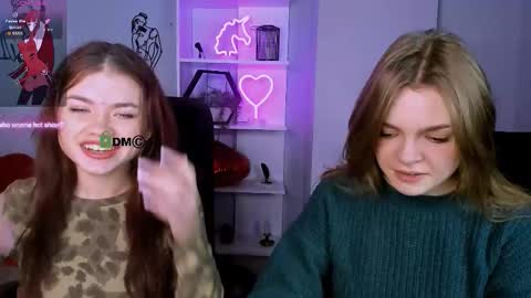 Snapshot of veronica_bubble chatting on 14, 12, 2025 Ronni online show from 14, 12, 2025