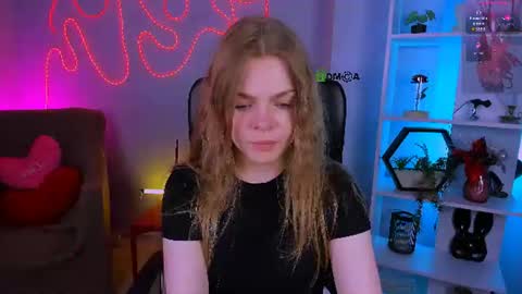 Snapshot of veronica_bubble chatting on 15, 7, 2026 Ronni online show from 15, 7, 2026