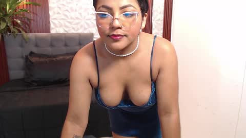 Snapshot of veronica_em1 chatting on 10, 4, 2026 VERONICA online show from 10, 4, 2026