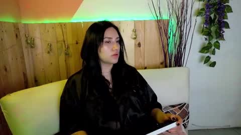   online show from 16, 12, 2025